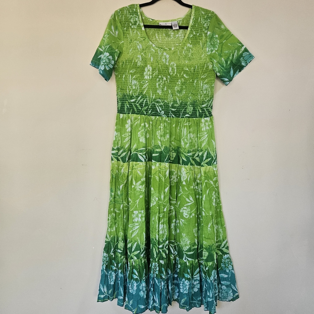 Draper’s And Damon's Dress Women Sz M Green Floral Tiered Short Sleeve Smocked